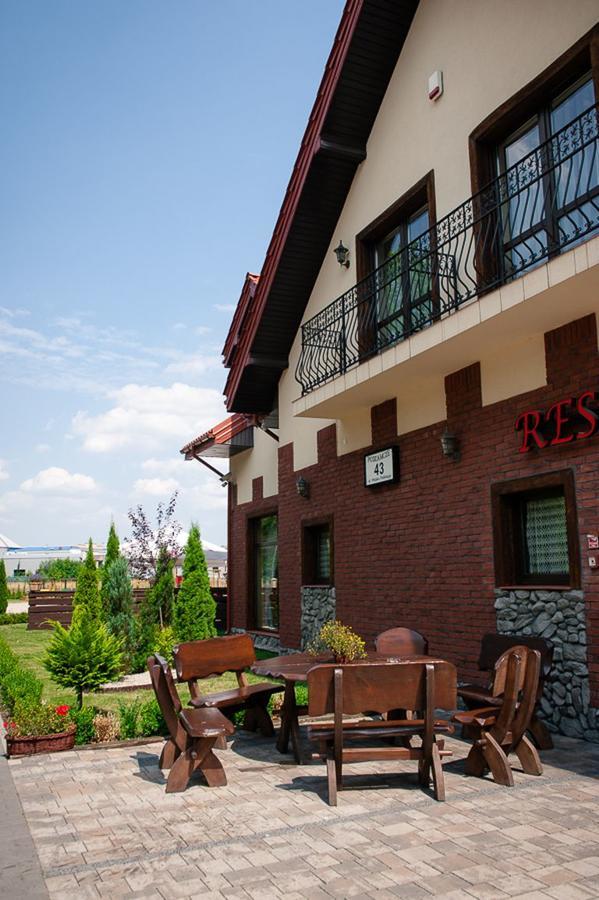 Hotel Podzamcze Góra Kalwaria Exteriör bild