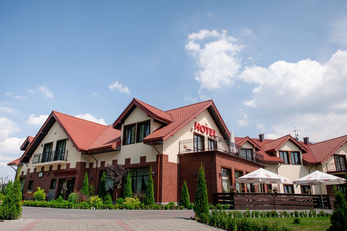 Hotel Podzamcze Góra Kalwaria Exteriör bild